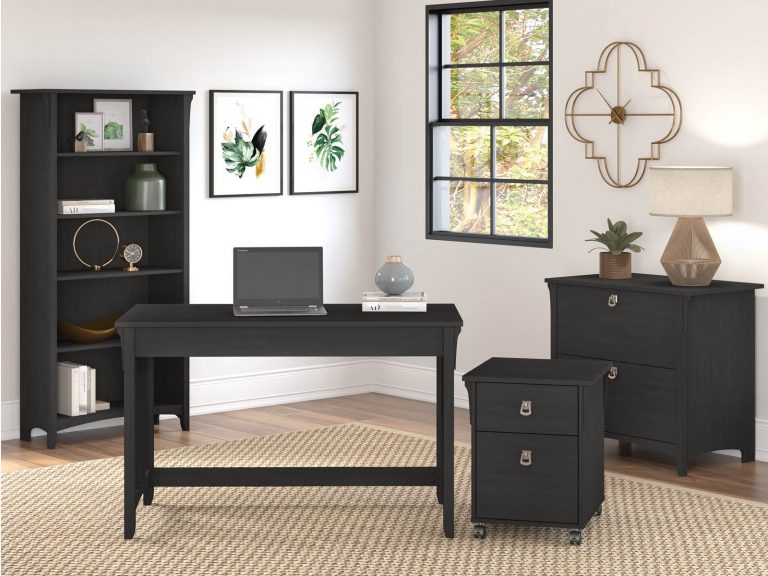 3 Ways to Maximize Space with the Perfect Home Office Desk